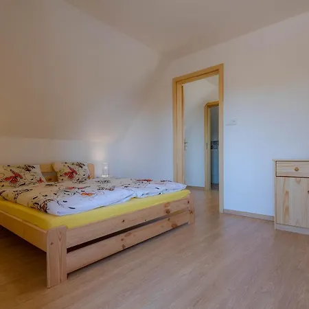 Vcelarstvi Pod Svatym Florianem * Znojmo